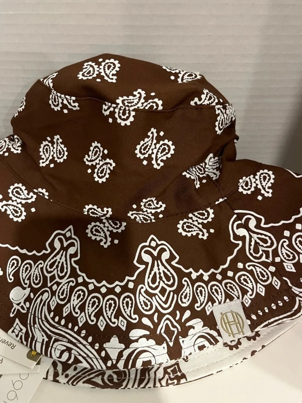 NWT HOUSE OF HARLOW 1960 WOMEN'S BANDANA PRINT BUCKET HAT- REVERSIBLE - Picture 3 of 6